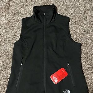 Women’s Notthface Ridgeline vest